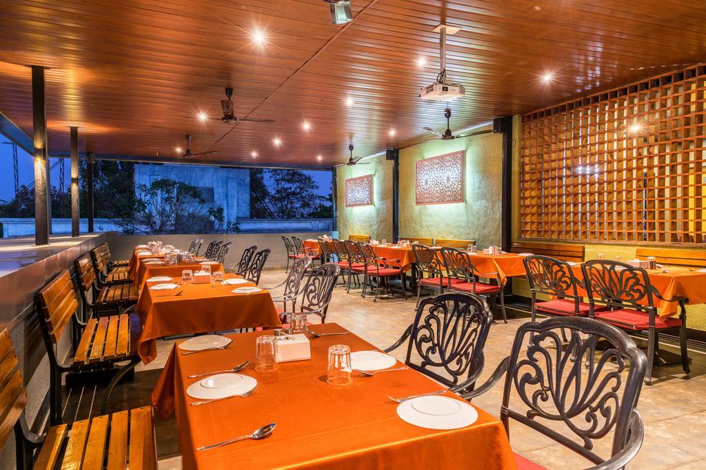 Treebo Premium Grand Emerald Pimpri-Chinchwad Ngoại thất bức ảnh